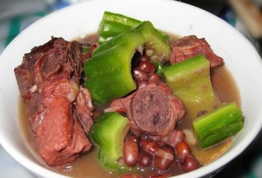 苦瓜红豆排骨汤