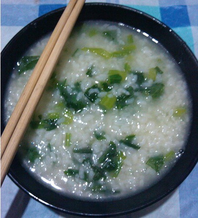 芹菜山楂粥