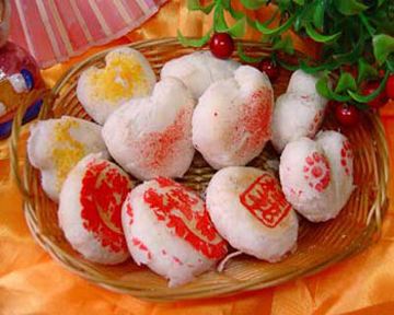 天津特色糕点：萨其马桃的正宗做法
