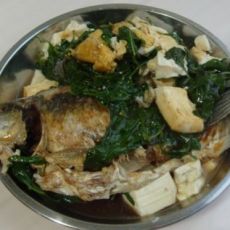 鲫鱼青菜炖豆腐的做法