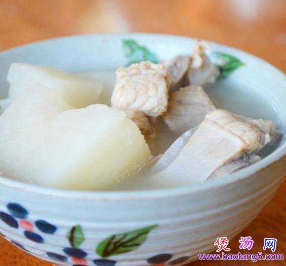 白萝卜炖排骨