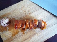叉烧酱鸡腿卷的制作教程