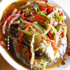 泡菜野鲫鱼的做法 泡菜野鲫鱼的做法