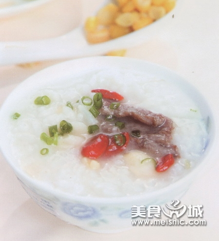 枸杞牛肉莲子粥
