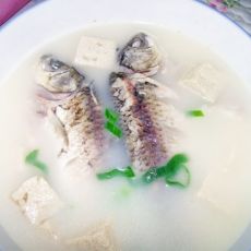 豆腐鲫鱼汤(首发)的做法 豆腐鲫鱼汤(首发)的做法