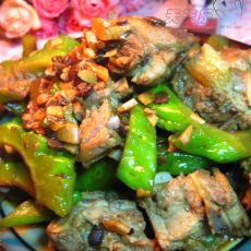 豆豉排骨烧苦瓜的做法 豆豉排骨烧苦瓜的做法