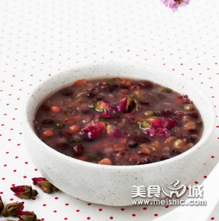玫瑰薏米粥的做法
