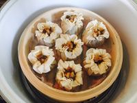 香菇牛肉烧麦怎么做？香菇牛肉烧麦的16步做法