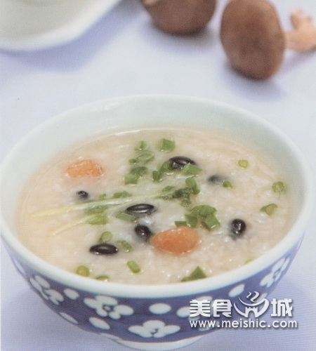 桂圆黑豆姜丝粥