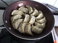 牛肉胡萝卜锅贴的制作方法