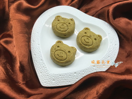 可爱的造型糕点----小熊栗子糕