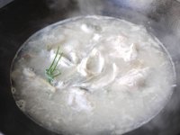 枸杞鲫鱼汤的做法