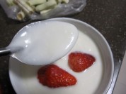 自制草莓捞的做法
