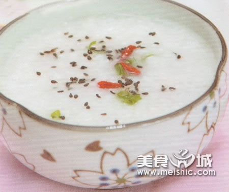 芝麻牛奶粥