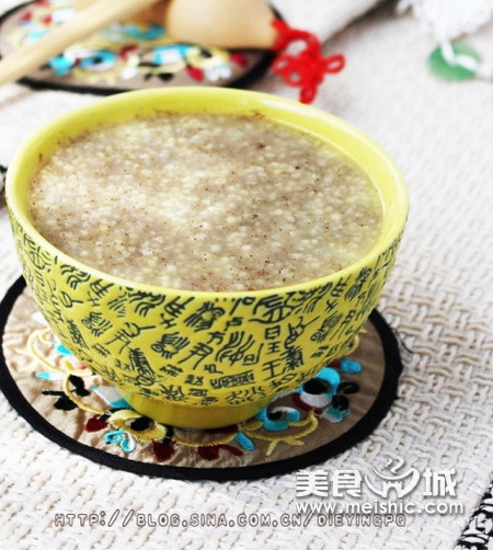 枣仁粉小米粥