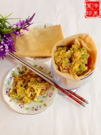 如何制作鸡蛋虾酱煎饼卷