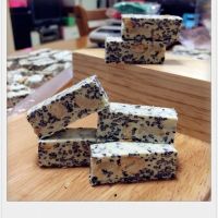 牛轧糖怎么做好吃，纯手工牛轧糖的健康做法