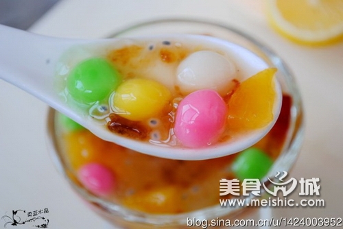 桃胶圆子羹