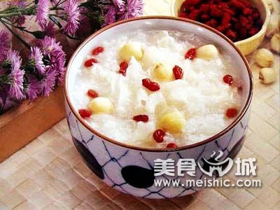 小米枣仁粥的做法