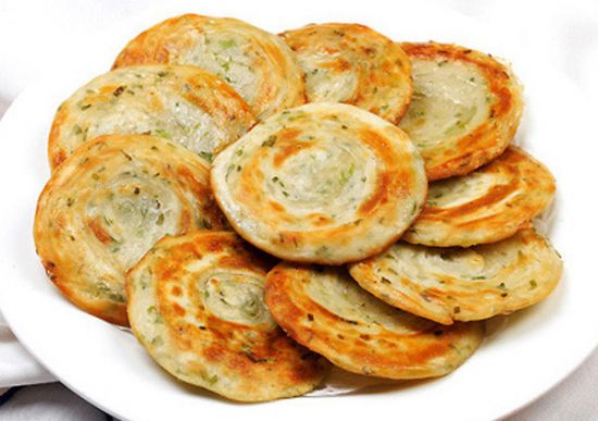 陕西特色小吃发面油饼的做法