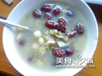 百合莲子绿豆粥