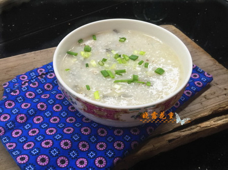砂锅生滚鱼头鱼尾粥
