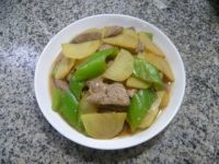 青椒土豆炒猪肝的做法