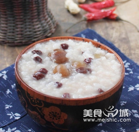 五味子桂圆粥的做法