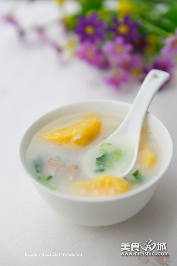红薯咸肉米粥的做法