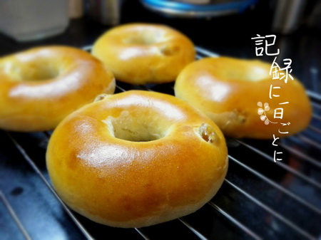 新疆葡萄干甜甜圈的制作