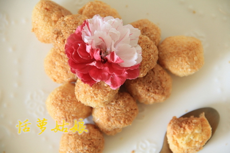 酥脆椰丝小球的7步做法
