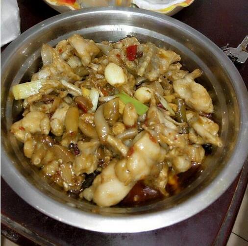 重庆限量版泡椒牛蛙的地道做法