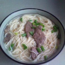 猪肝豆芽面的做法