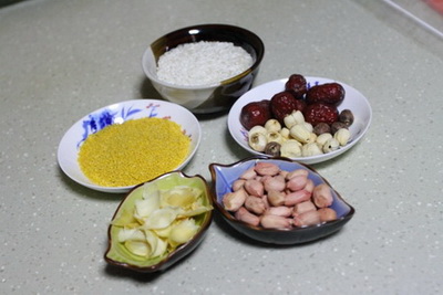 清肺润燥粥做法步骤1