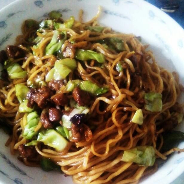 陕西孜然肉炒面的家常做法