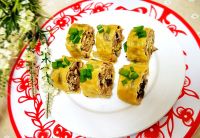 香菇虾仁腐皮卷的制作教程