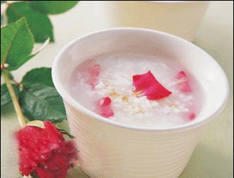 玫瑰情人粥的做法