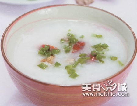 桃仁红枣红糖粥