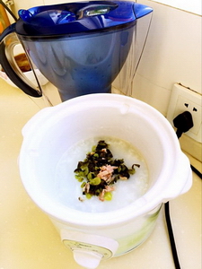 雪菜瘦肉粥步骤8
