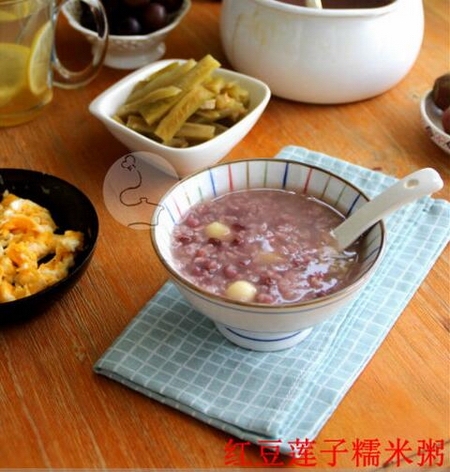红豆莲子糯米粥