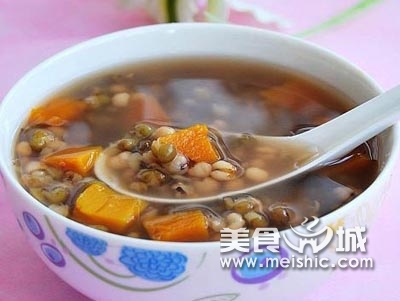 茯苓赤豆薏苡仁粥