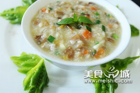 黄花菜瘦肉粥
