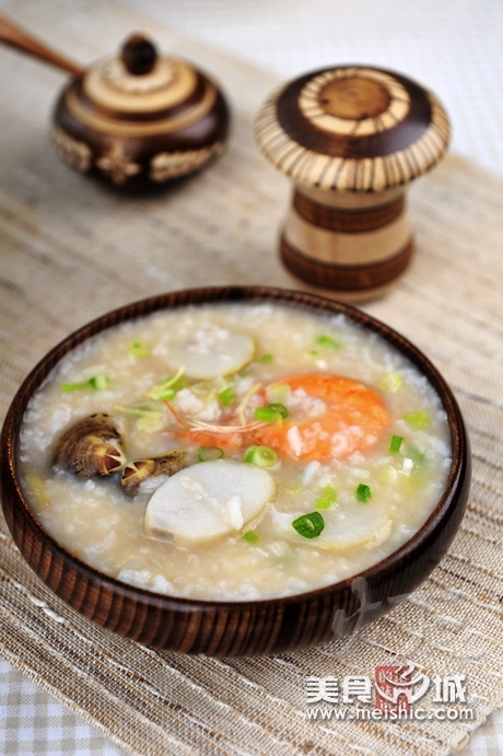 芋头海鲜粥