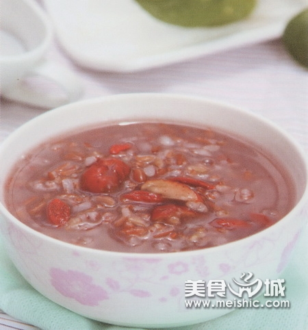 红枣红米补血粥