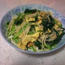 菠菜粉丝炒鸡蛋的做法 菠菜粉丝炒鸡蛋的做法