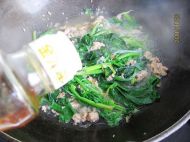 菠菜肉末粉丝的做法