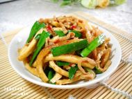 韭香豆干肉丝的做法