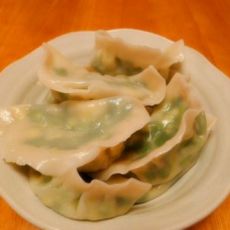 鸡蛋韭菜水饺的做法 鸡蛋韭菜水饺的做法