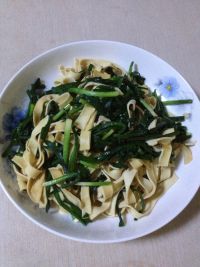 韭菜炒豆皮的做法