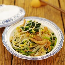 菠菜拌豆芽的做法 菠菜拌豆芽的做法